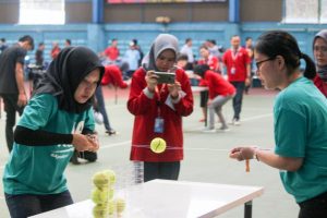 Permainan Accuracy team adalah permainan ketangkasan yang di kemas menjadi banyak tantangan kelompok dan banyak melatih kerja sama dengan teknik dan akurasi.ย